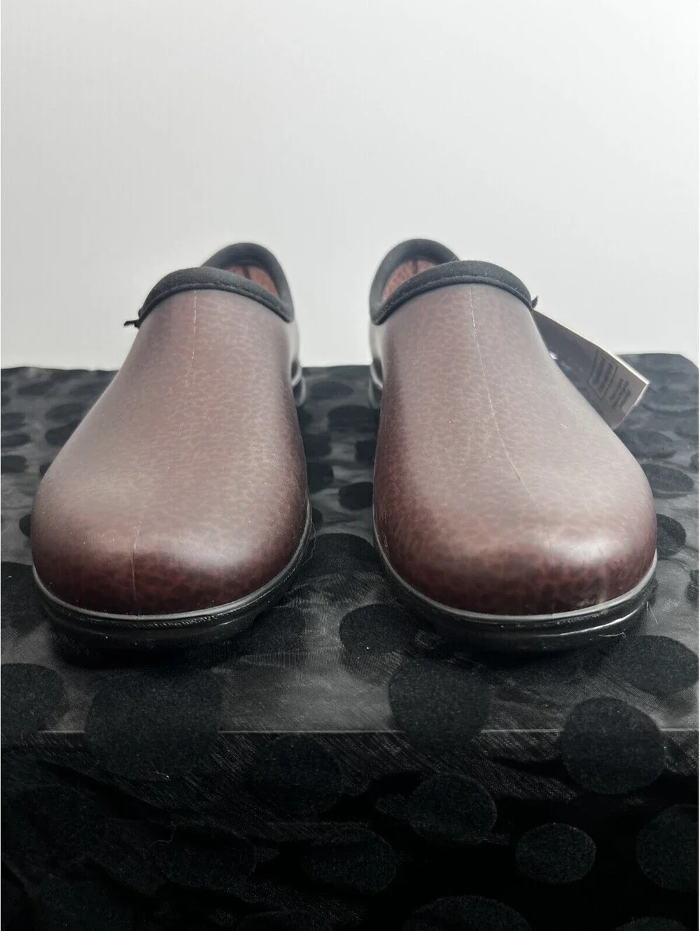 Sloggers Men’s 9 Women’s 11 Waterproof Slip On Shoes Brown NWT Made in USA